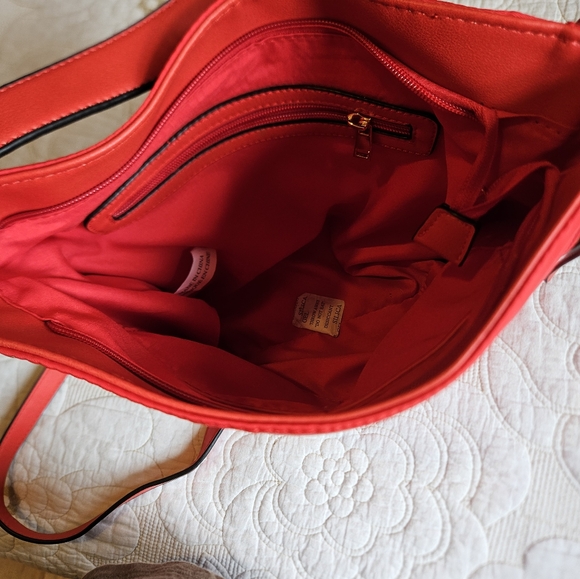 Purse crossbody (RED) - Picture 3 of 6